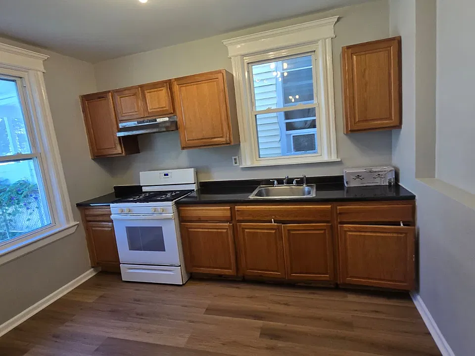 314 Armstrong Ave #1