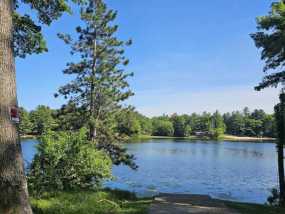 2nd image of 558 Blass Lake Dr