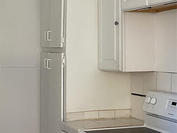 5th image of 16791 NE 20th Ave APT 1