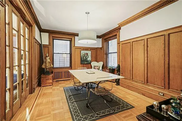 Sold by Ann Ferguson, LLC | media 2