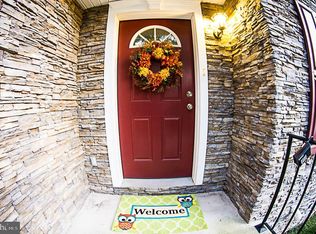 3033 Ashburton Ave, Herndon, VA 20171
