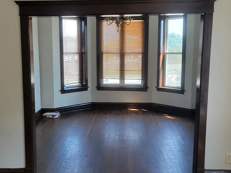 5216 S Wells St #2 — Photo 1