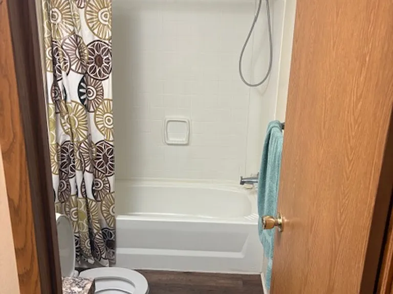139 E Military Rd — Photo 18