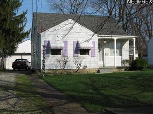 1521 Cedar Dr, Lorain, OH