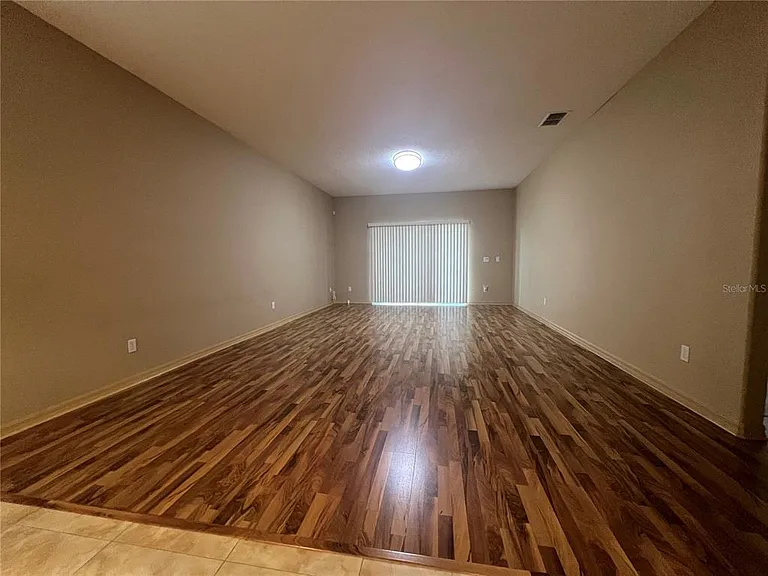 9855 Secret Cove Ln — Photo 8