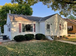 626 N Kearney Ave, Minden, NE 68959