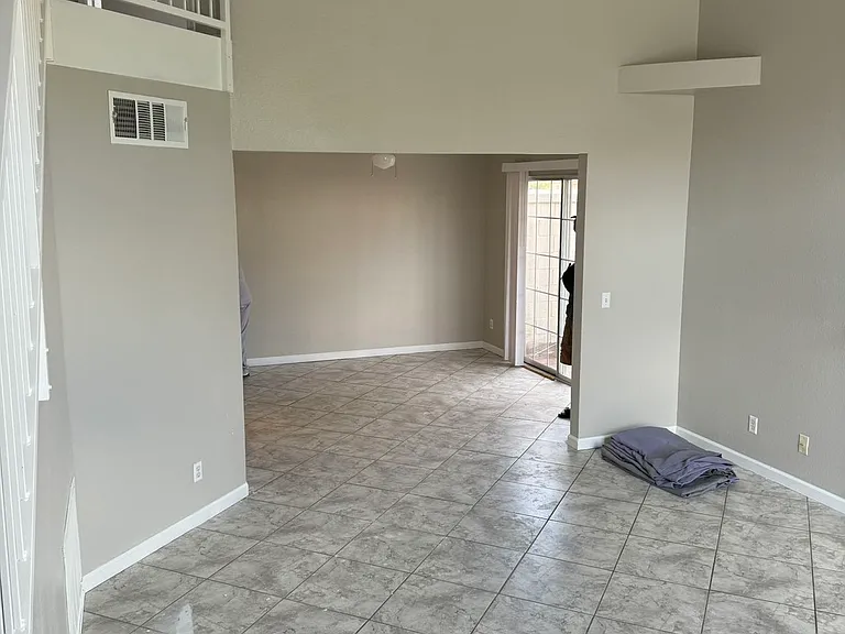 7908 Lisa Dawn Ave — Photo 8