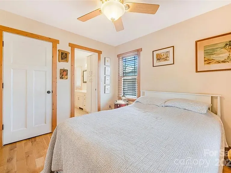 14 Drake St — Photo 2