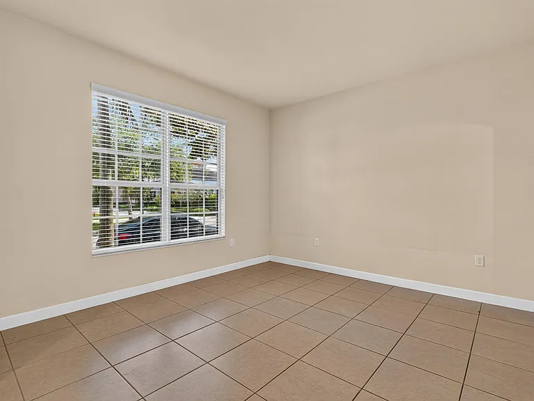 17094 SW 95th Ter — Photo 28