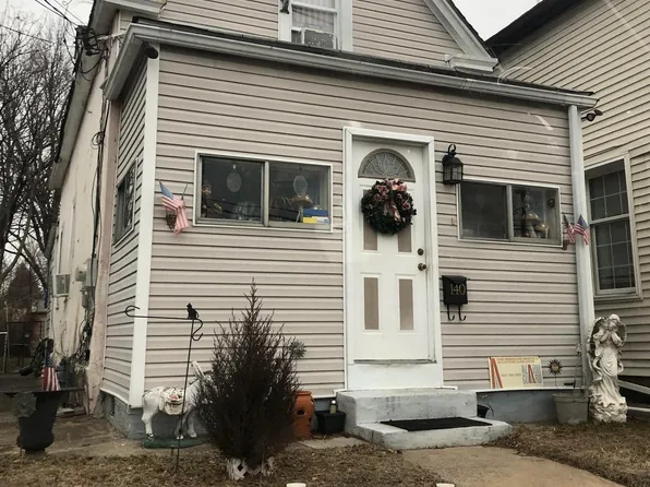 140 S Governor Printz Blvd, Essington, PA 19029