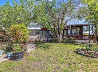 605 Skyview Ct, Azle, TX 76020