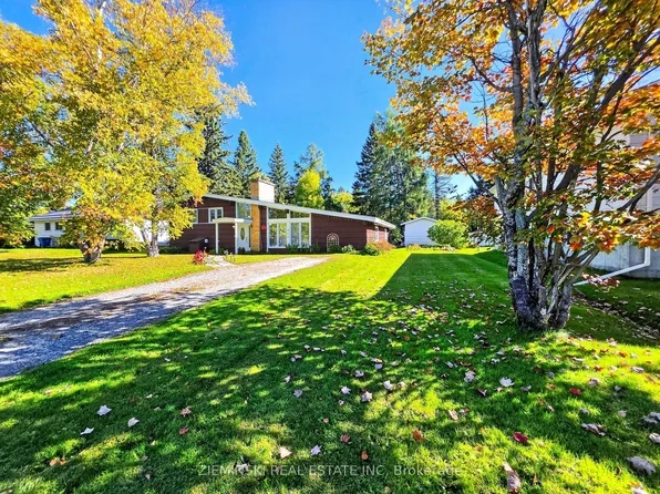 484 8th Ave, Black River Matheson, ON P0K 1N0