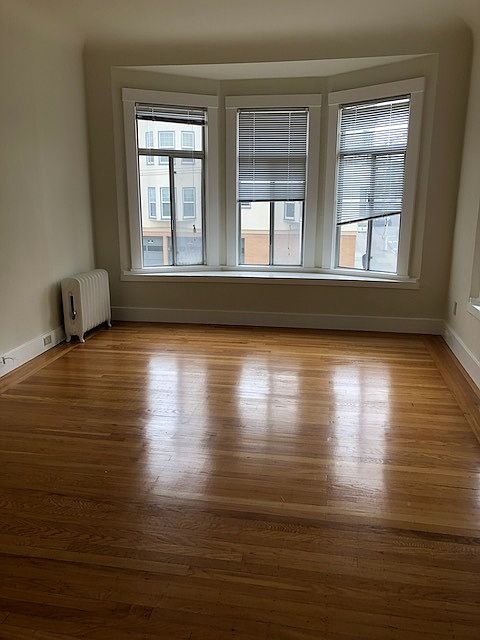 1st image of 2410 Chestnut St APT 3