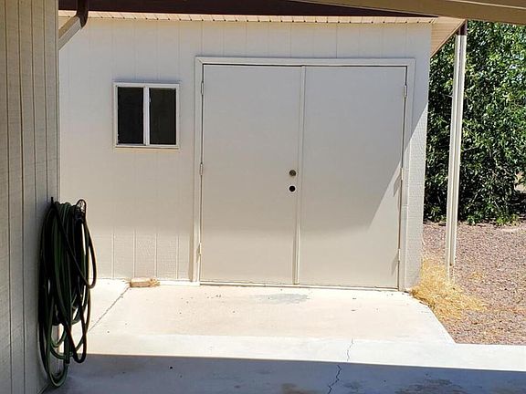 3rd image of 66971 Senora Dr
