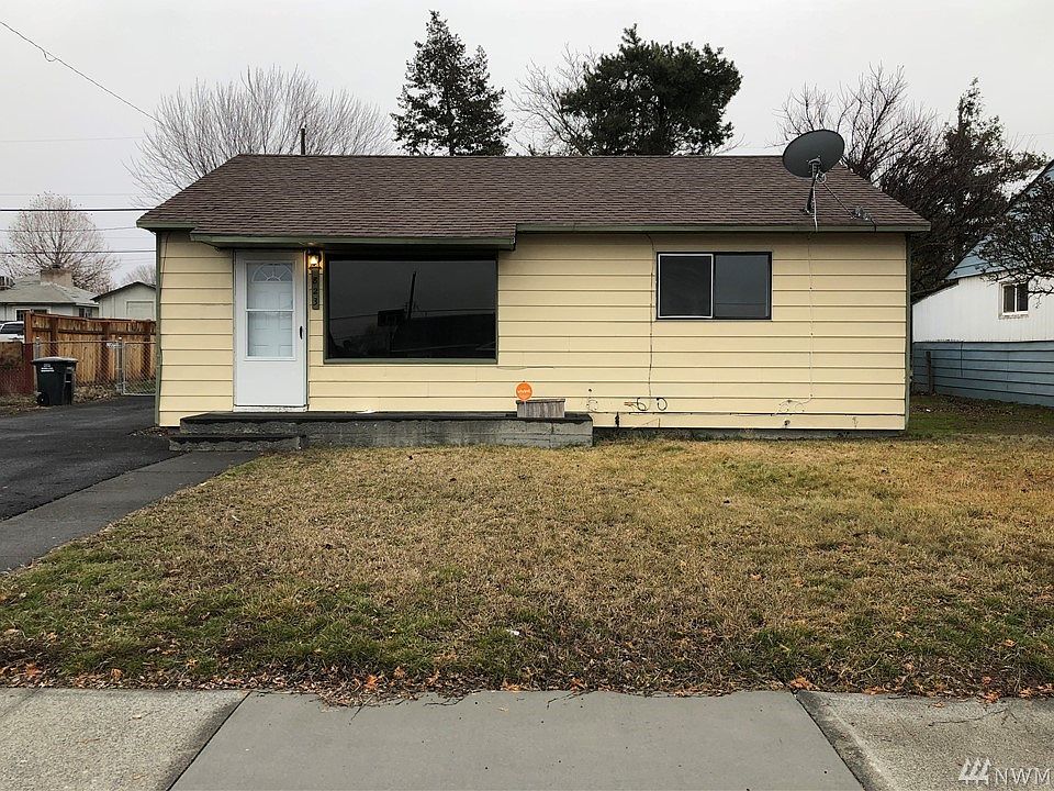 1st image of 823 S Grand Dr