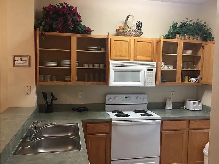 8474 Crystal Cove Loop — Photo 3