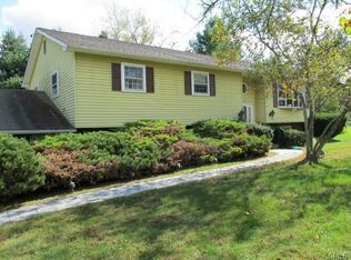 11 Karen Dr, Bethel, CT 06801