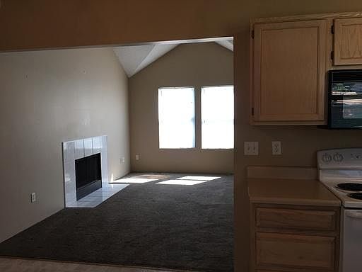 2nd image of 3318 Tracy Ave