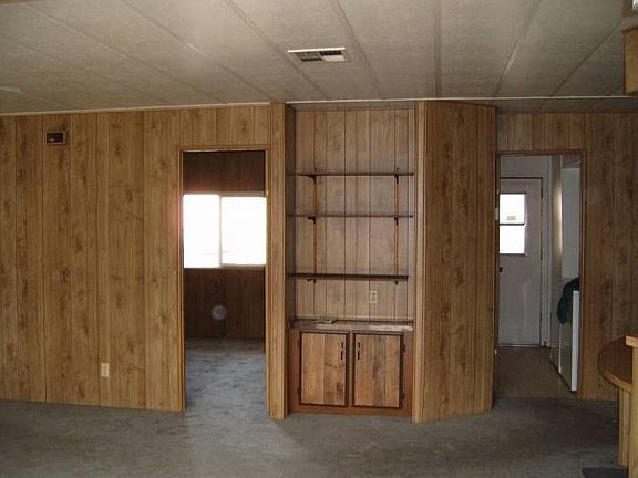 4th image of 29347 New Hampshire Way