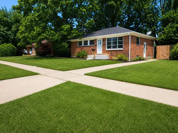 17225 Bell Ave, Eastpointe, MI 48021