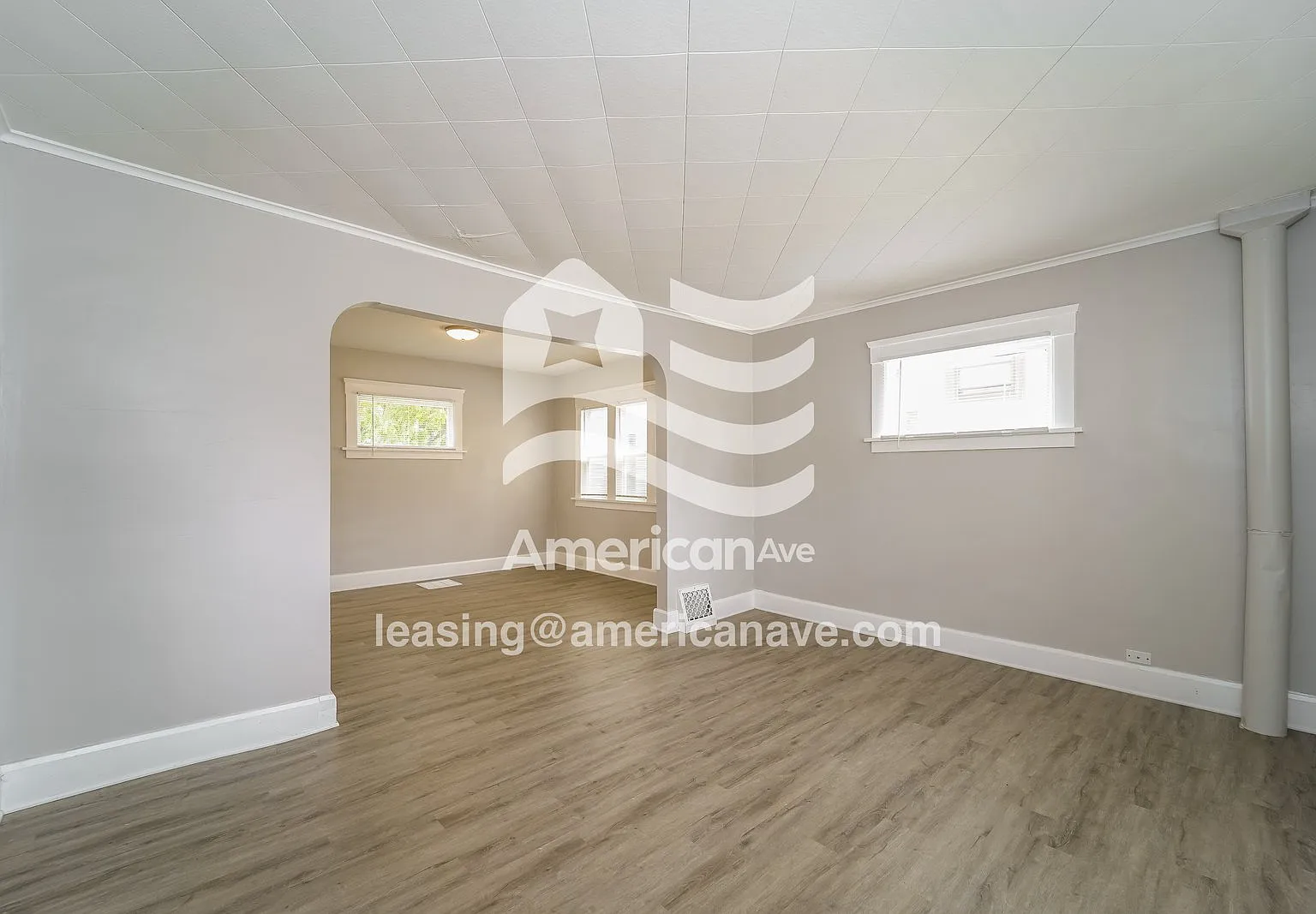3 bed, 1.5 bath, 1350 sqft, $1,897 — Photo 3