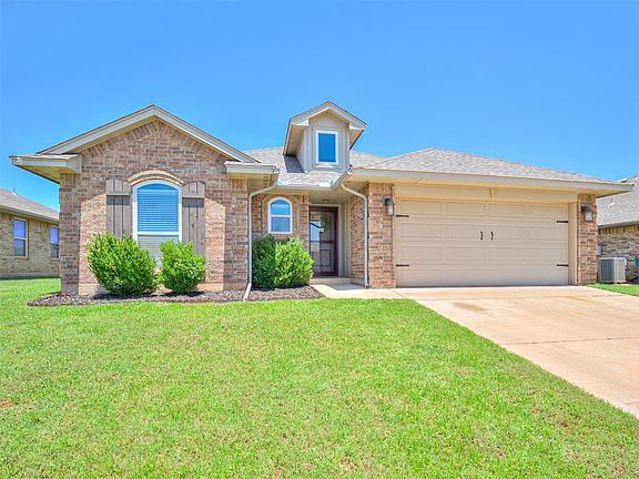 3rd image of 9025 SW 48th Ter