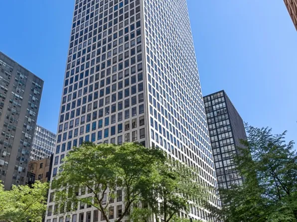 260 E Chestnut St APT 409, Chicago, IL 60611