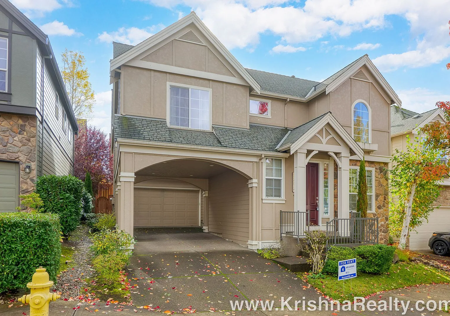 Gorgeous Exclusive Bauer Highland Community |3 BD | W/Den & Media Rm | 2.5 BA | Gourmet Kitchen I... — Photo 2