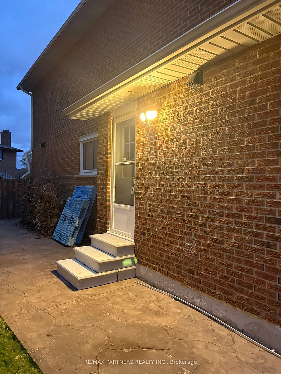 Building Photo - 67 Cheeseman Dr