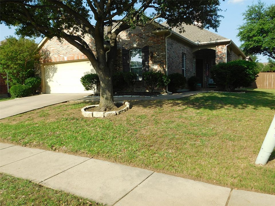 1st image of 2321 Pheasant Dr