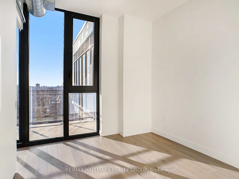 10 James St #11 — Photo 8
