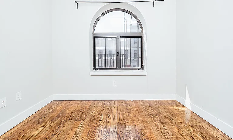 360 Palmetto St #2B — Photo 5