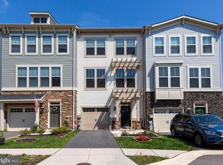 714 Rollins Ln, Glen Burnie, MD 21060