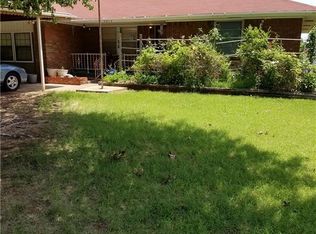 2012 Maple Dr, Midwest City, OK 73110