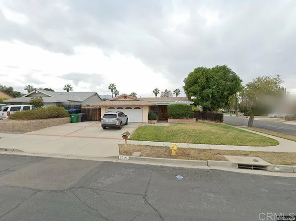 2040 Santa Barbara St, Corona, CA 92882