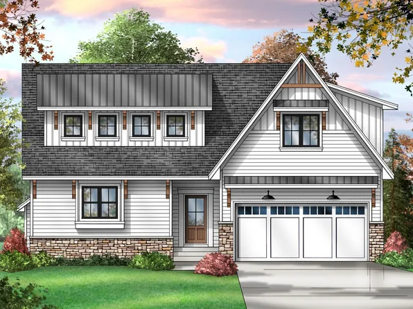 5129 Waterbury Rd, Mound, MN 55364