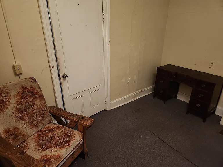 7 Pierrepont Ave #7A PIERREPONT AVE — Photo 3