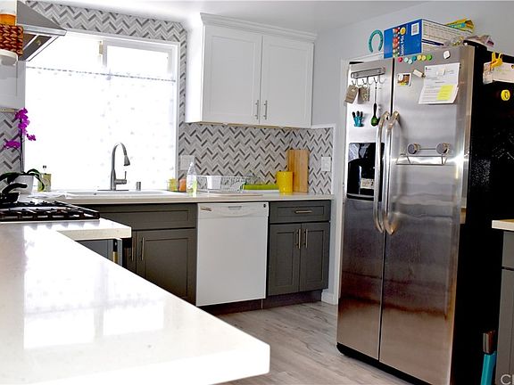 4th image of 20409 Wilder Ave