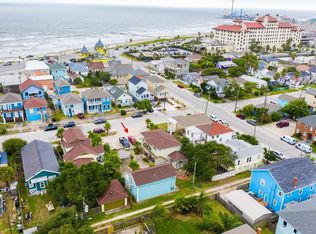 1820 Avenue O 1/2 UNIT 6, Galveston, TX 77550