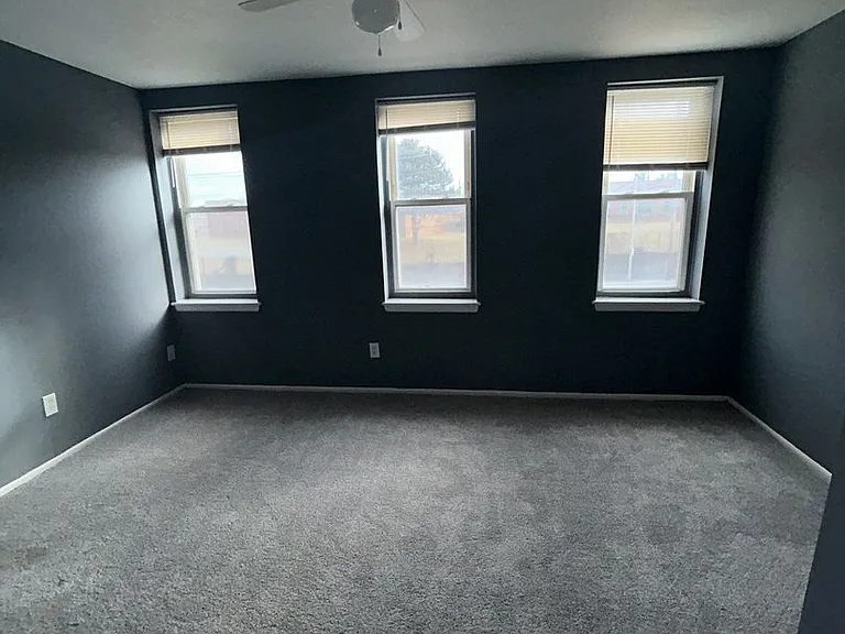 2630 W Franklin St — Photo 5