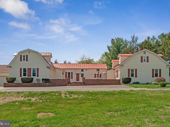 6227 Liberty Rd, Bealeton, VA 22712