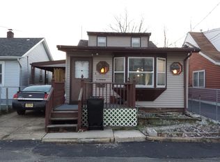 4 Summerfield Ave, Laurence Harbor, NJ 08879