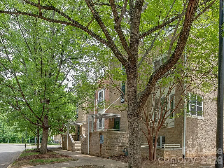 3729 Picasso Ct — Photo 27