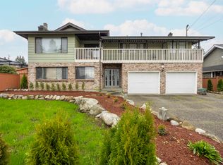 387 Mundy St, Coquitlam, BC V3K 5M9