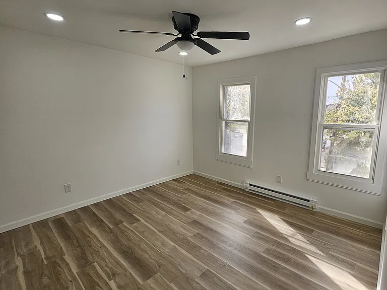 361 Jefferson Ave #2 — Photo 15