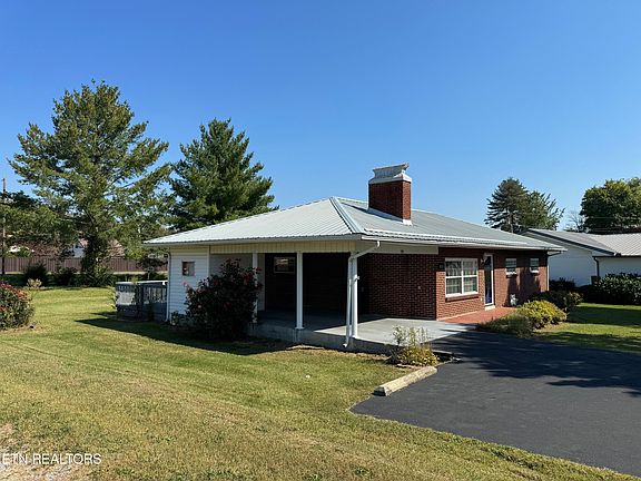 3806 Cumberland Ave, Middlesboro, KY 40965 | Zillow