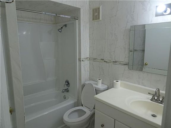 5th image of 1209 E 73rd St #2