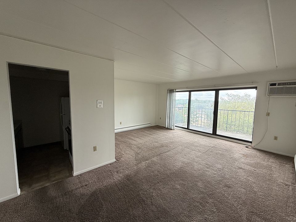 1st image of 370 Newton Cir APT 509