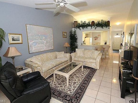 4th image of 864 Gulf Pavilion Dr #202