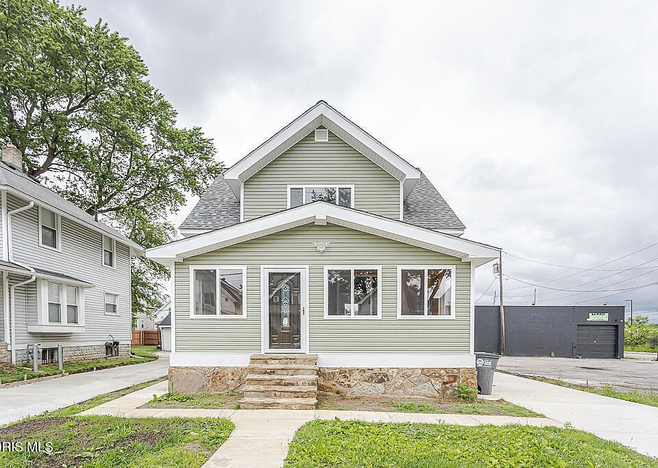 1st image of 3812 Martha Ave